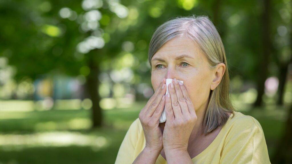 Alergias respiratorias y cutáneas en personas mayores